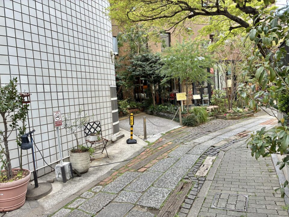 カフェ・ド・ラペまでの道の写真